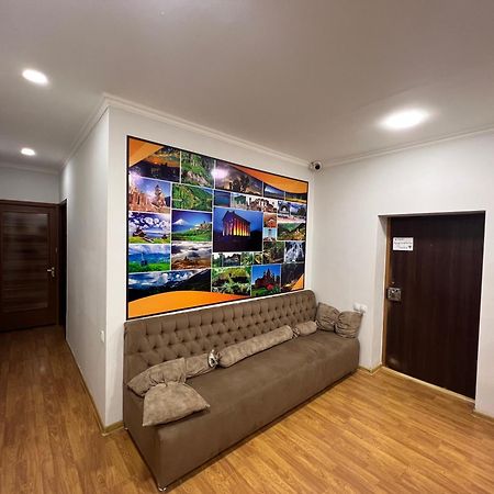 Guest House Northern Avenue Erevan Exterior foto